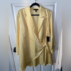 ✨Brand new yellow silk wrap dress✨